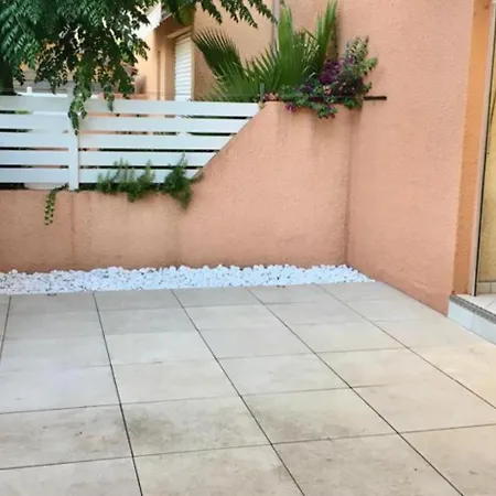 Pavillon A 500m De La Plage Avec Terrasse *